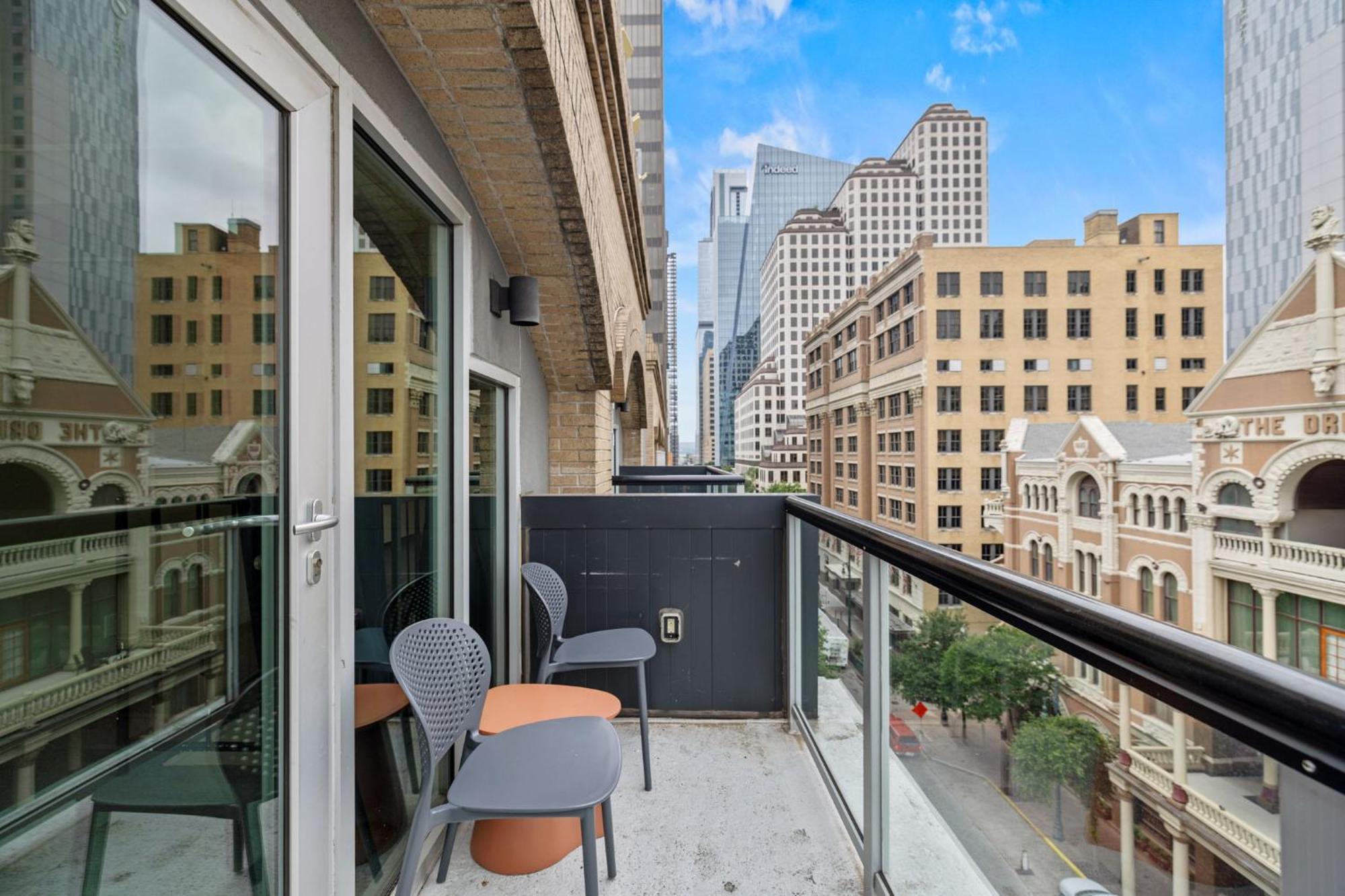 Littlefield Lofts, Hosted By Placemakr - 6Th St Austin Habitación foto